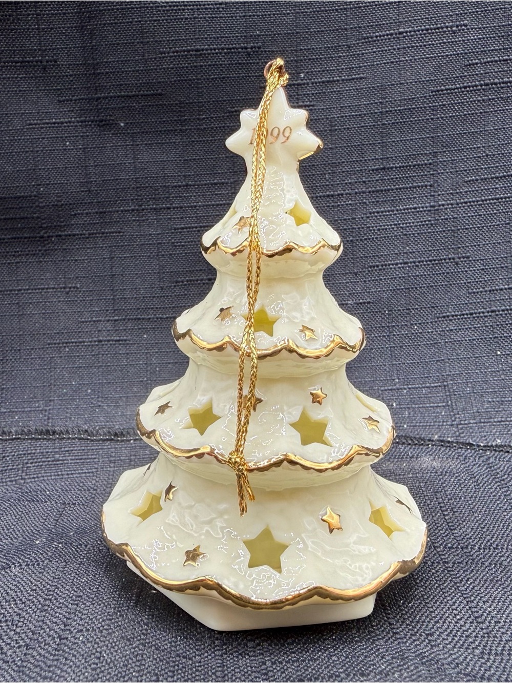 SF Music Box Co Le Blanc Collection Porcelain Christmas Tree Musical